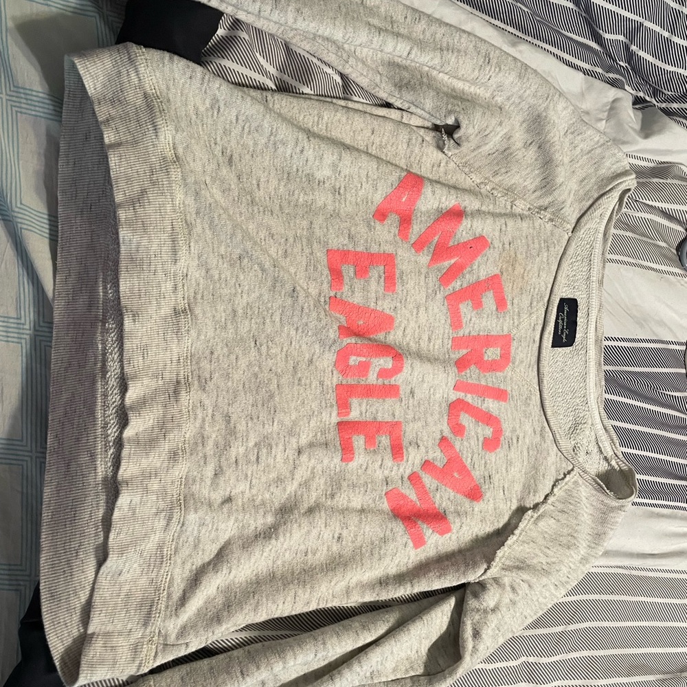 American eagle crew neck